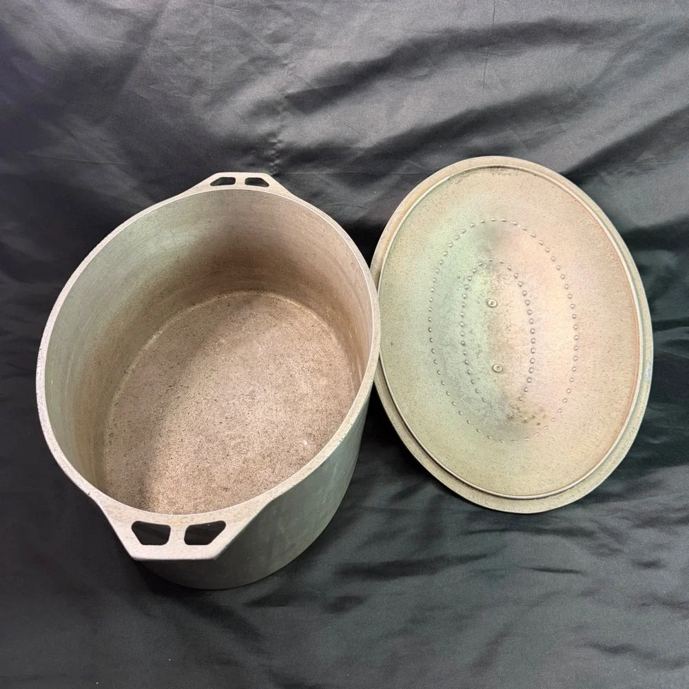 Vintage Art Cast Heavyware Oval Dutch Oven Roaster Aluminum 43 with Lid
